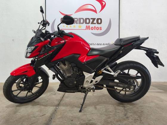 HONDA CB 300F TWISTER ABS HONDA CB 300F TWISTER ABS
